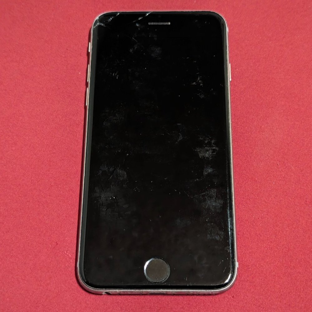 iPhone 6 (A1549) - 64 GB #13 (For parts)***